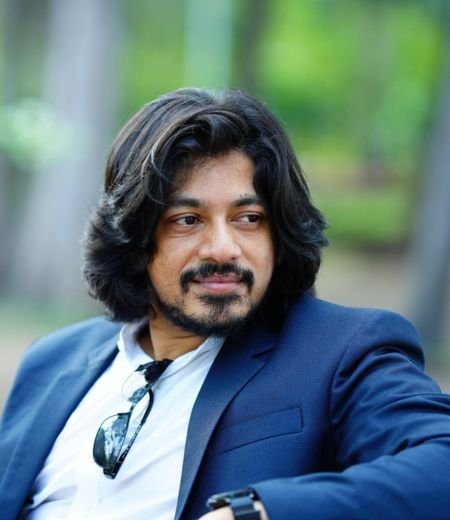 veera kumar digital marketer & graphic designer 1